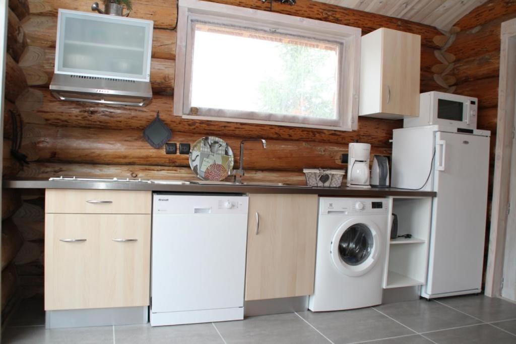 Pialous:Chalet En Rondins Avec Espace Detente La Chapelle-d'Aurec Zewnętrze zdjęcie